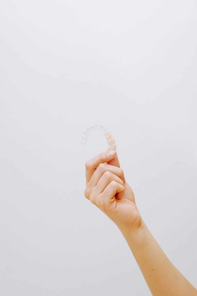 Clear aligner tray